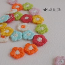 바다팩토리 미니미니 꽃 장식 자수 와펜, 크림