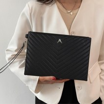 20대 여자 V로고 퀄팅 클러치백 블랙 손가방 20대여자가방