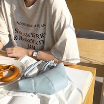 핑크비올라 크루아상 삼각 레더 미니 클러치 크로스백 가방