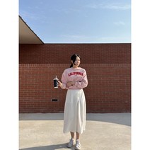 [유니스] 포니아 코튼 영어 자수 딸기우유핑크 봄가을 여자 여성 맨투맨