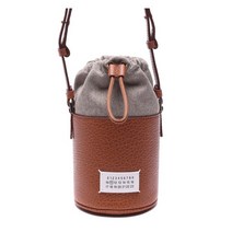 메종마르지엘라 22SS 여성 5AC 넘버링 로고 패치 버킷 크로스백 (S56WG0164_P4348_T2335_22S)