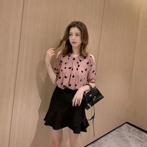 오픈숄더블라우스 뚱뚱한 부스지다 꽃 상의 반팔 루즈핏티 여성 여름옷 스윗 오프숄더 어깨트임 뱃살가리기 2096085122