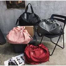 중형 대형 옆으로 매는 가방 코디 크로스 유럽 여행용 보스턴가방 4color, 블랙