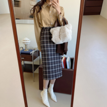 코코블랑 슬릿체크 버튼스커트