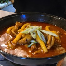 간편하게 먹는 혼술 메뉴 매운 국물닭발 누룽지 무뼈닭발 매화동 안주 맛집 2개 3개 4개, 1개