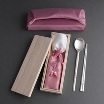 물결거북 칠보 특 은수저 1벌 99% (1인용) 부모님생신 창립기념품 퇴직자선물 결혼예물 답례품 기념일 칠순 VIP선물 숟가락1개+젓가락1매+수저집+보증서+오동나무함+보자기포장, 청색수저-핑크보자기-분홍주머니-인쇄있음-시안확인