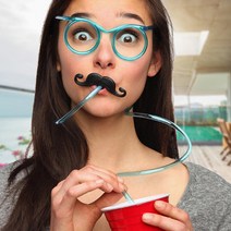 신박하게 음료수를 마셔보자! 드링킹 빨대안경 스트로우