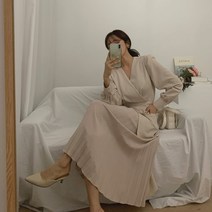 떳다그녀 나이로 플리츠 롱 원피스