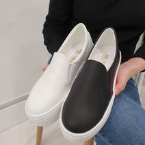 [빼꼼슈즈] 당일배송 4계절 데일리 코디 폭신한 통굽 슬립온