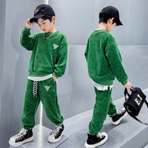 벨벳 네모패턴 트레이닝복 DD