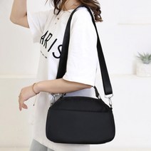심플한 블랙 가벼운 여성 크로스백 데일리 가방 추천 10대 20대여자 30대