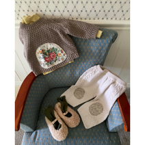 [마르디엠버 ] 22년 가을 !! 가을 무드를 한가득 담은 엠버 아토 니트 팬츠는 오트밀 모카 컬러로 제작되었어요