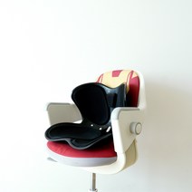 블체 커브드 블체어 자세 의자, 시크 블랙