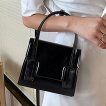 사각 토트백 여자 숄더 크로스백 회사원 출퇴근룩 왕골가방 가죽 트백 미니 가방 펀칭백