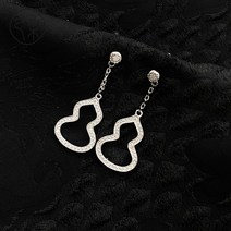 킹더랜드 천사랑 윤아 귀걸이 조롱박 눈사람 실버 925 심플 세련 1-132650