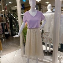 밸ㄹ걸 밸리걸(엔씨충장점)기본브이넥샤틴반팔티셔츠