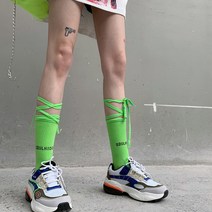 스트랩 레터링 양말 형광양말 끈달린양말 레깅스양말 끈양말 중목양말 양말코디 레이스업양말
