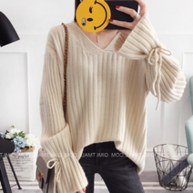 인하이 나팔소매브이여성니트