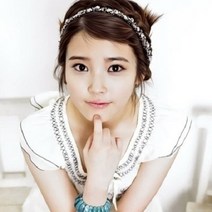 청순보석 아이유머리띠(블랙 실버 브라운 네이비 핑크 노랑 초록 옐로우) 스왈로브스키 st 보석 머리띠 와이어 헤어밴드 심플 얇은 반짝반짝
