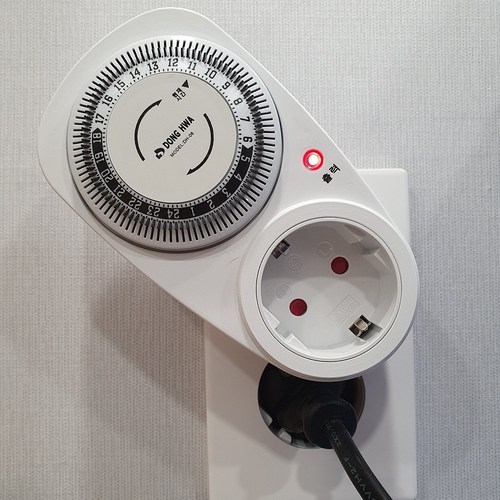 동화전자 슬림형 타이머 콘센트 1구 DH-06, 12.5cm, 혼합색상, 1개