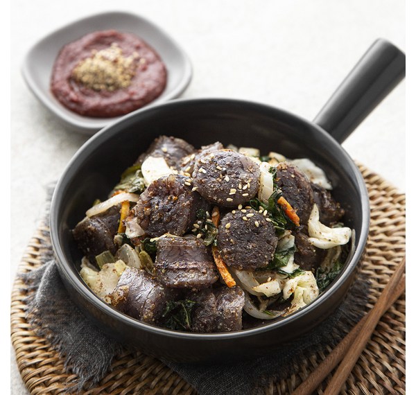 집에서 뚝딱! 맛있는 수제 순대, 순대밀키트로 간편하게 즐기세요!