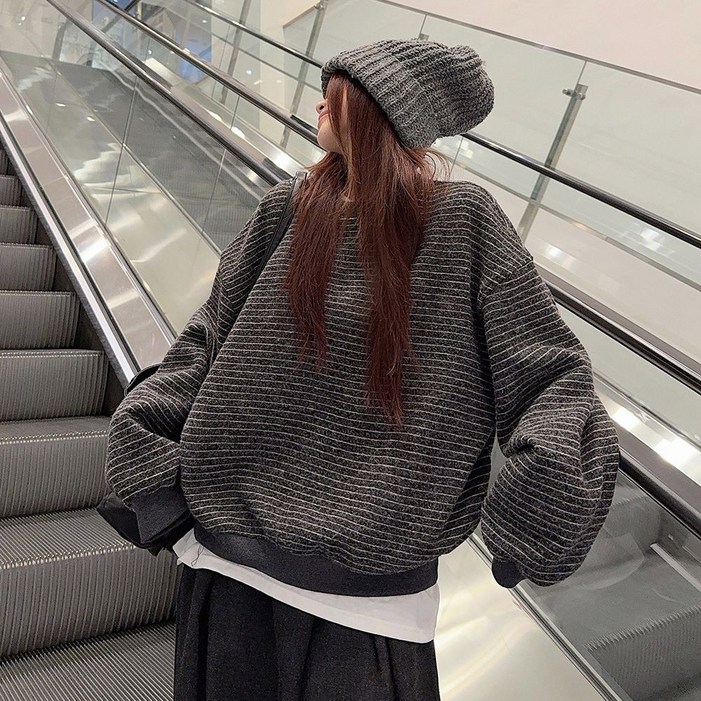 마켓에이 여성용 웨이드 단가라 맨투맨