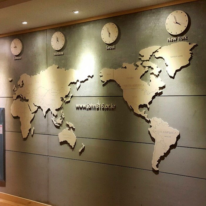 BIWM01 자작나무 세계지도 벽장식  나무 세계지도 인테리어 벽걸이 장식  원목세계지도 벽장식  사무실 인테리어  회사 로비 인테리어  회사로비 벽장식