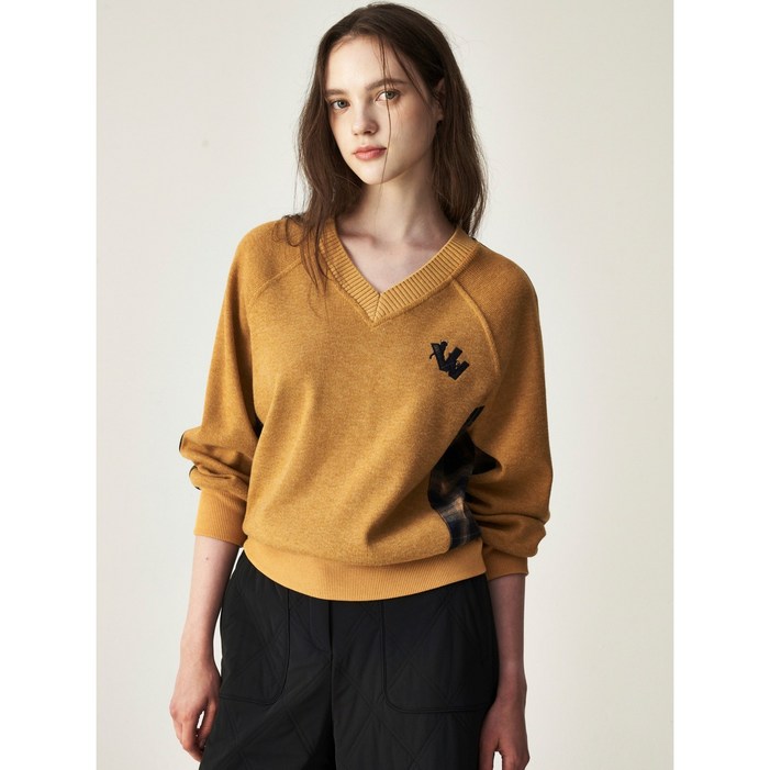 올리비아로렌 체크패치 브이넥 맨투맨 VVCAL5W9361