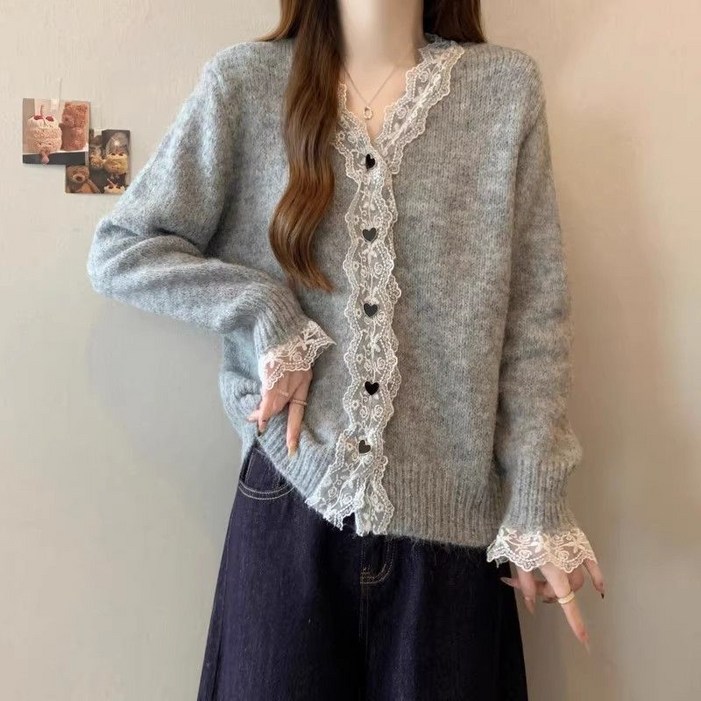 Skyciky가을겨울 신상 빅사이즈 레이스 꽃무늬 V넥 니트 가디건 하트 버튼 여성   AA509