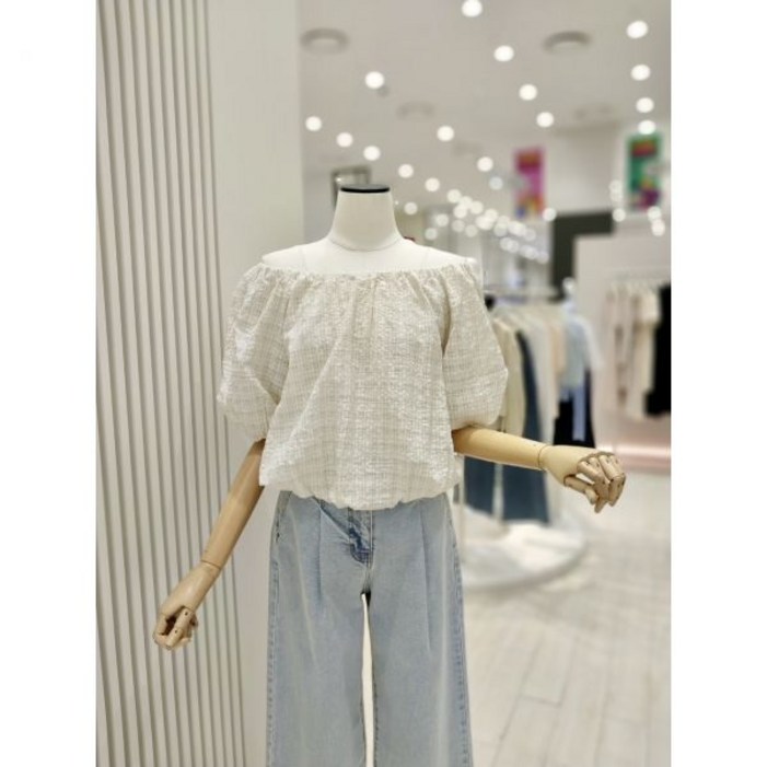 백화점 퍼프 오프 숄더 블라우스 ITO6WBL300 아울렛