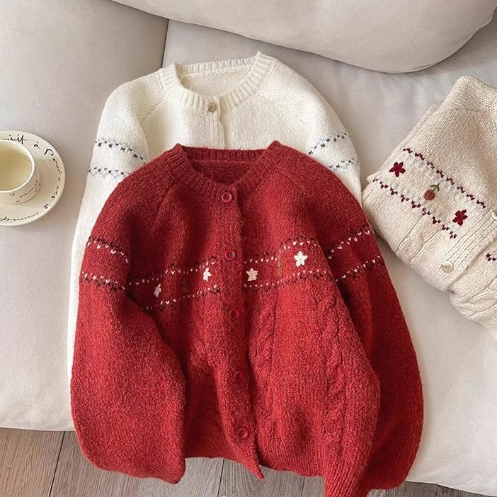 북유럽 자수 여성 데일리 니트가디건