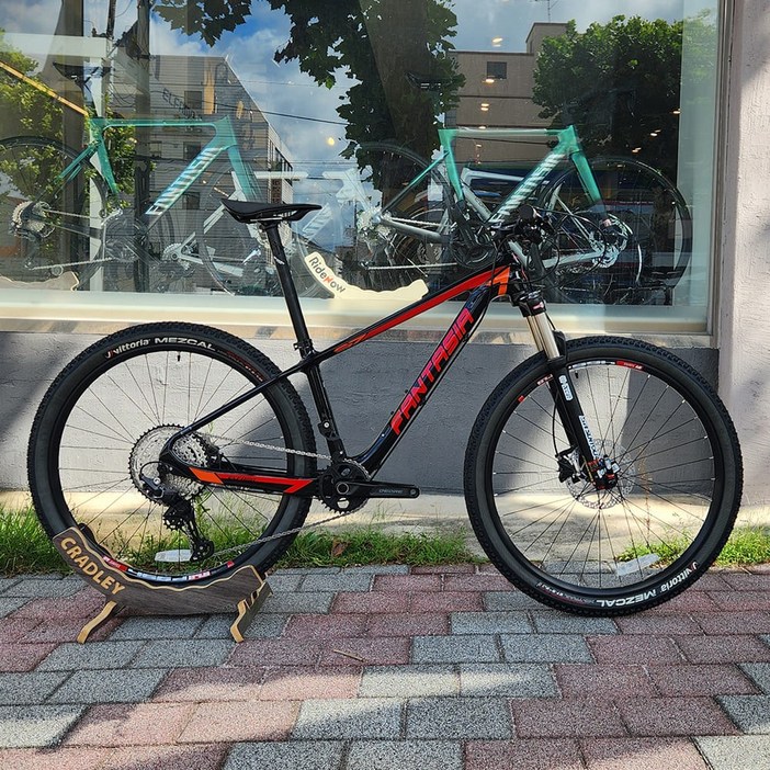 2023 엘파마 판타시아 S7 데오레 12단 카본 MTB 자전거 2023 엘파마 판타시아 S7 데오레 12단 카본 MTB 자전거