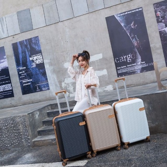 출장 여행용 17형 소형 확장트렁크 기내용 하드캐리어