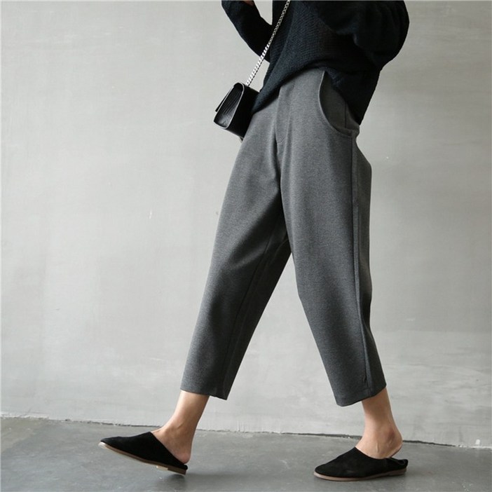 퀸앤조이 여성 간절기 슬랙스 구미호 핏감 예술 배기바지