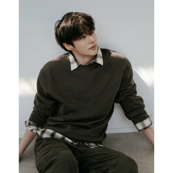 지오다노 2025 NEW  변우석 남자 기모 맨투맨 025920 19칼라