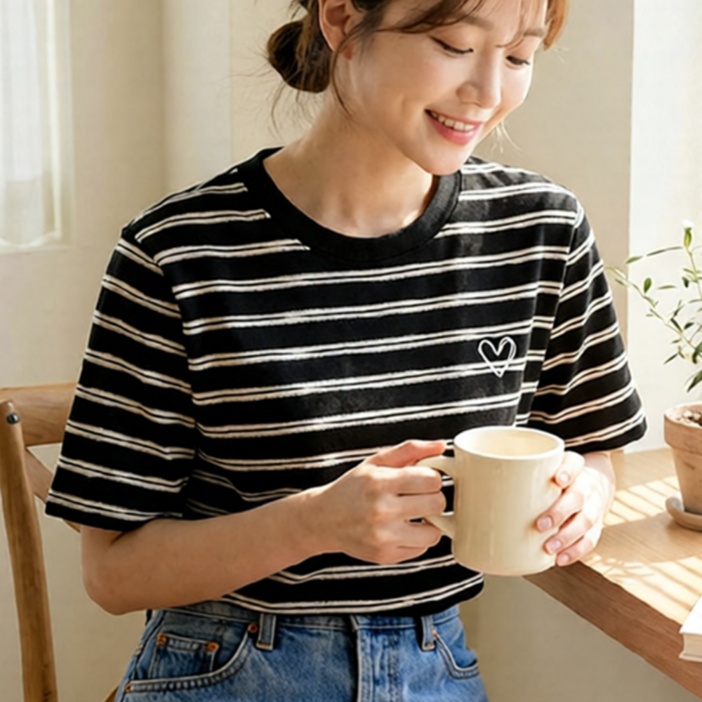 오우하하 여성 스트라이프 하트 티셔츠
