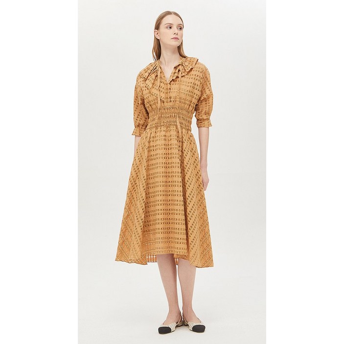 시슬리 SISLEY 레이스 카라 스모킹 원피스