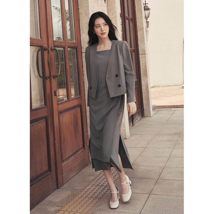 [국내백화점] 잇미샤 슬리브리스 랩원피스 여성 레이어드하기 좋은 우아한 롱원피스 스타일