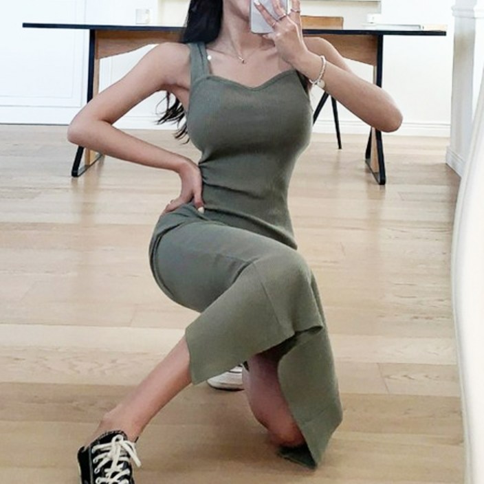 떳다그녀 카론 슬림 나시 롱 원피스 떳다그녀 카론 슬림 나시 롱 원피스