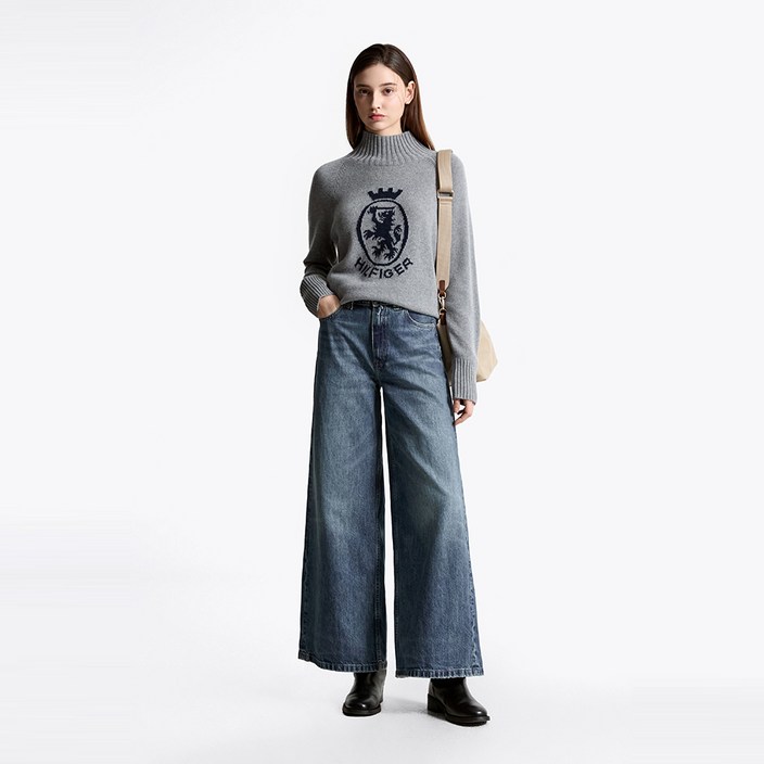 타미힐피거 크리스 와이드 핏 데님 팬츠 (T22F7NPC051WT11A5)