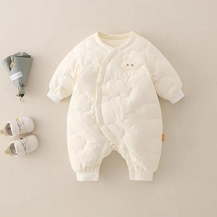 베베니즈 신생아용 발그레 구름 패딩 우주복
