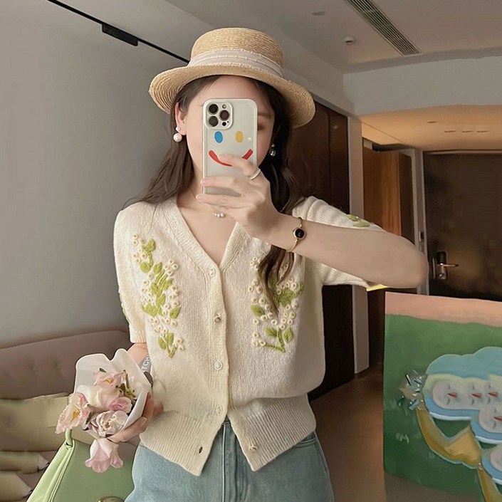 ROYALBELLE 여성 꽃 자수 반팔 심플 베이직 데일리 예쁜 전원풍 니트 가디건 K022105