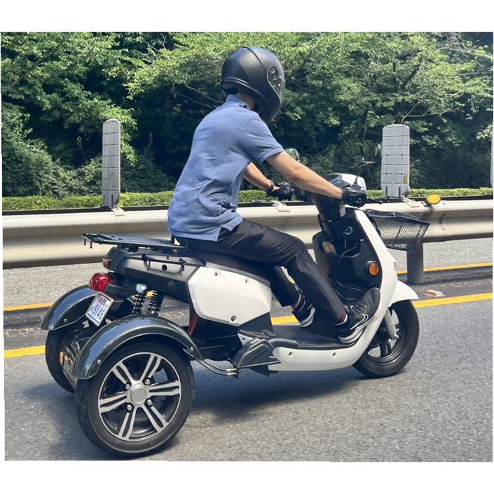 KR 모터스 이스코트리삼륜  환경부 보조금차량 전기스쿠터 V6 브이식스 전기 오토바이