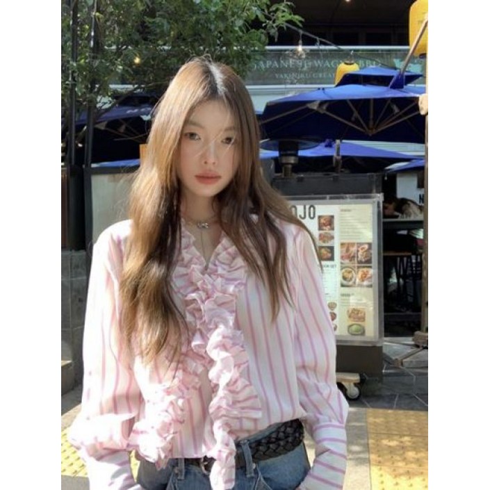 여성 벗꽃룩 여신룩 핑크 스트라이프 프릴 러플 퍼프 셔츠 블라우스
