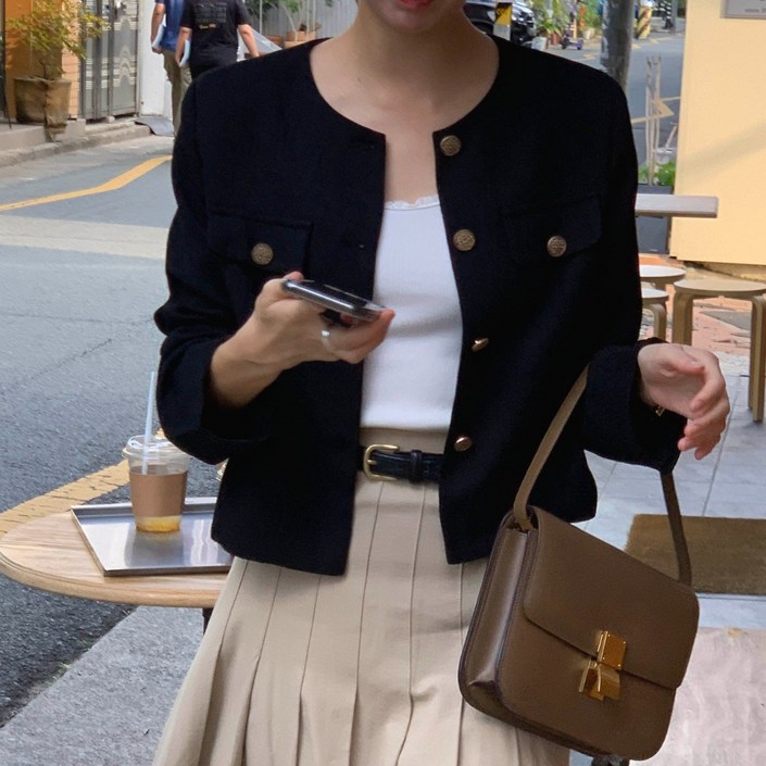 자체제작 루어스룸 젤리 가을 간절기 루즈핏 긴팔 골드버튼 포켓 라운드넥 숏 트위드 하객룩 자켓