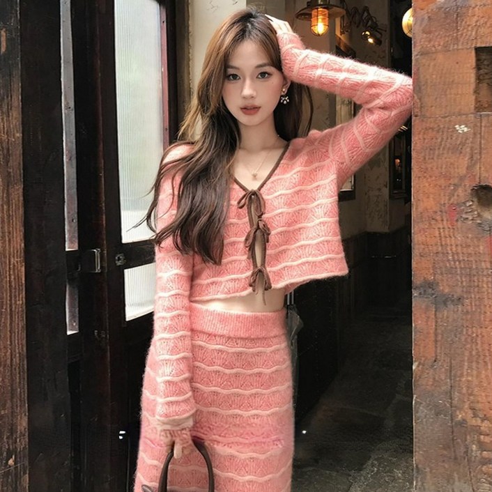 해외배송프렌치 레트로 컬러 블록 스트랩 니트 원피스 여성 2026 신상 초봄 핑크 스트라이프 코디 세트