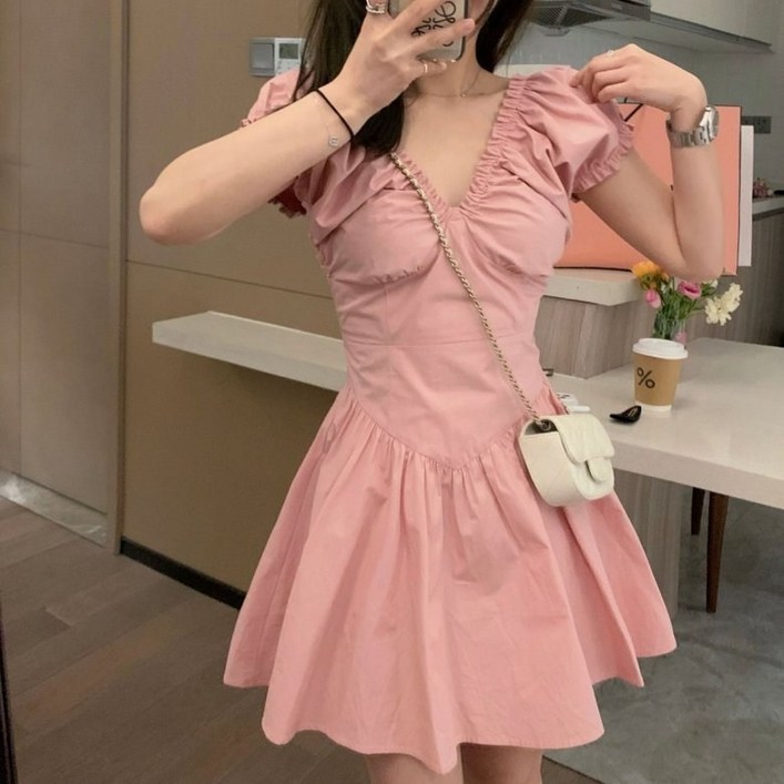 아이엠몽 여성용 루베아 셔링 퍼프 브이넥 플레어 미니 반팔 원피스