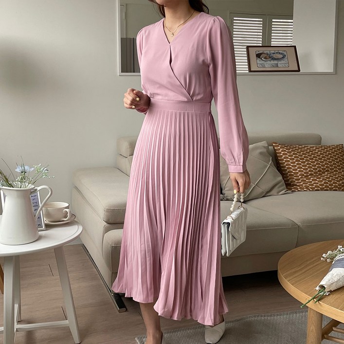 메리로지 브이넥 긴팔 쉬폰 플리츠 원피스
