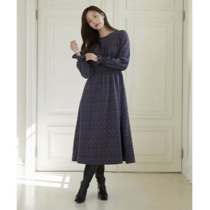 플라스틱아일랜드스모킹 플레어 원피스 WO081PQ4