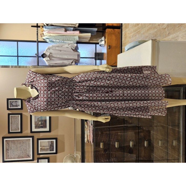 올앤선드리 NC 신구로점 슬리브리스 언발 헤타 프린트 원피스 A4M5O632